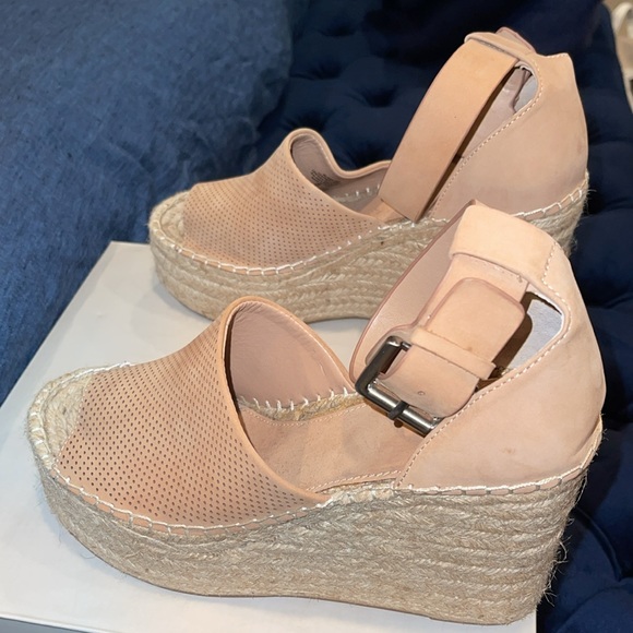 New in box! Marc Fisher Adalyne Blush suede wedge espadrilles Stunning! - Picture 5 of 6